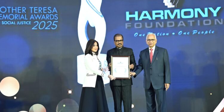 المجلس القومي للمرأة يهنئ الدكتورة هبة السويدي لحصولها على جائزة الأم تريزا للسلام والمساواة والعدالة الاجتماعية 1 المجلس القومي للمرأة يهنئ الدكتورة هبة السويدي لحصولها على جائزة الأم تريزا للسلام والمساواة والعدالة الاجتماعية