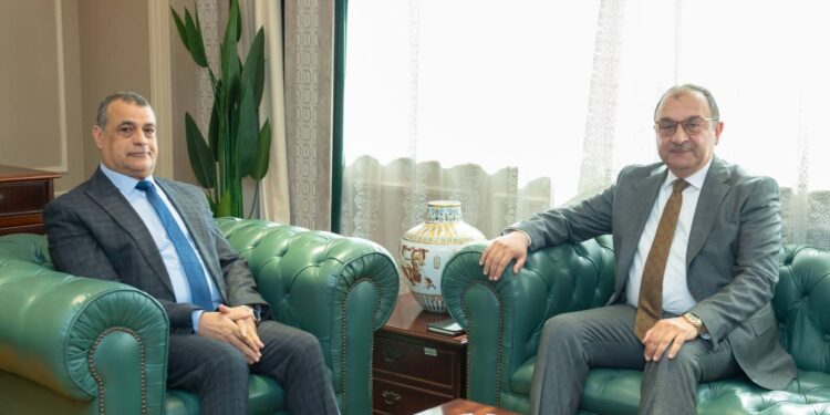 وزيرا “الإنتاج الحربي” و”قطاع الأعمال العام” يبحثان تعزيز التعاون المشترك