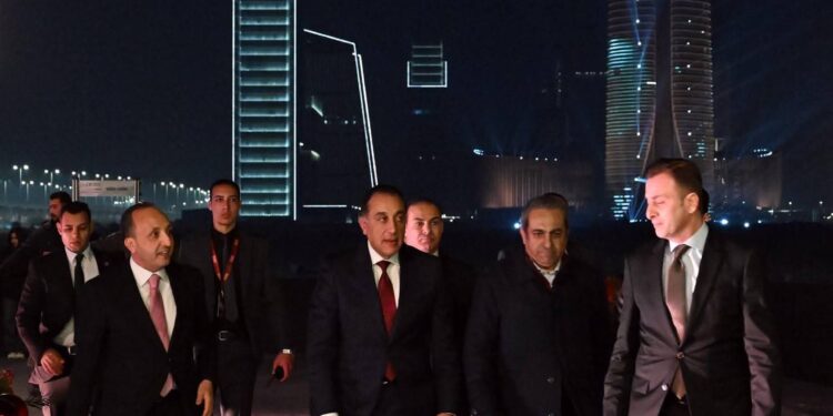 رئيس الوزراء يشارك المحتفلين بالعام الجديد في احتفالية شركة العاصمة الجديدة 1 رئيس الوزراء يشارك المحتفلين بالعام الجديد في احتفالية شركة العاصمة الجديدة