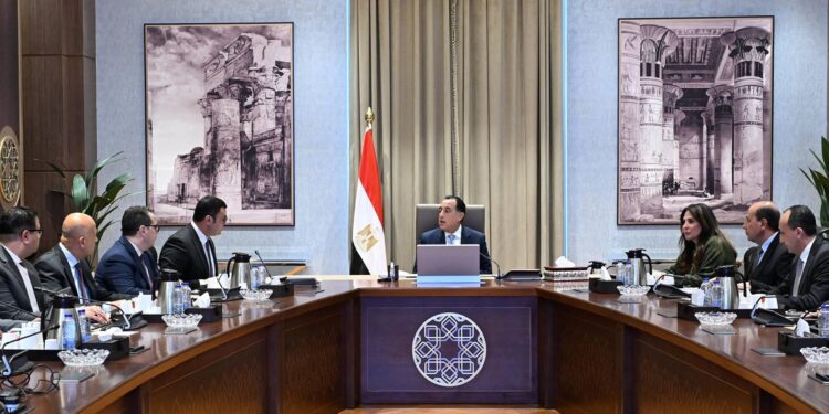 رئيس الوزراء يتابع موقف تنفيذ الأعمال المتبقية بحديقة الفسطاط تمهيدًا للافتتاح والتشغيل 1 رئيس الوزراء يتابع موقف تنفيذ الأعمال المتبقية بحديقة الفسطاط تمهيدًا للافتتاح والتشغيل