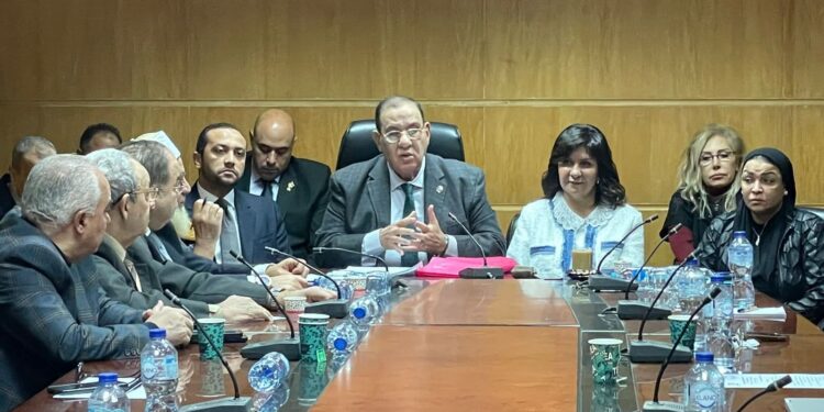 “التحالف الوطني” يناقش ملامح استراتيجيته مع “الاتحاد العام للجمعيات والمؤسسات الأهلية”   