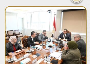 وزير الإسكان يتابع سير العمل بمشروع تطوير منطقة مثلث ماسبيرو