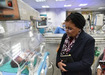 نائب وزير الصحة تزور مستشفى الجلاء التعليمي وتعقد اجتماعات لتعزيز خدمات تنمية الأسرة