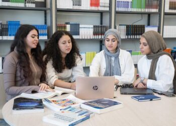 جامعة مصر للمعلوماتية تشارك في ألعاب استراتيجية الأعمال