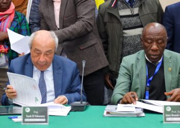 نقيب المهندسين يوقع بروتوكولي تعاون مع مجلس تسجيل المهندسين ومؤسسة المهندسين الاستشارية بأوغندا   