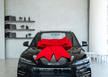 BYD تبدأ تسليم أول دفعة للعملاء في مصر عبر ManDream لتعزيز تجربة التنقل الكهربائي والتكنولوجيا المتقدمة بالسوق المصرية 2 BYD تبدأ تسليم أول دفعة للعملاء في مصر عبر ManDream لتعزيز تجربة التنقل الكهربائي والتكنولوجيا المتقدمة بالسوق المصرية