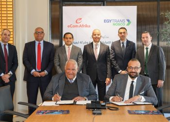 المنصة "الأفريقية للتجارة الإلكترونية" و"ايجيترانس للحلول اللوجستية" توقعان مذكرة تعاون لتعزيز إمداد الشركات الصغيرة والمتوسطة 2 المنصة “الأفريقية للتجارة الإلكترونية” و”ايجيترانس للحلول اللوجستية” توقعان مذكرة تعاون لتعزيز إمداد الشركات الصغيرة والمتوسطة