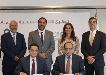 قسطلي توقع اتفاقية تسهيل إئتماني مع البنك الأهلي المصري. 5 قسطلي توقع اتفاقية تسهيل إئتماني مع البنك الأهلي المصري.