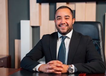 عمر هشام: هوية المشروع واحتياجات العميل مفتاح الحفاظ على قيمته الاستثمارية 7 عمر هشام: هوية المشروع واحتياجات العميل مفتاح الحفاظ على قيمته الاستثمارية
