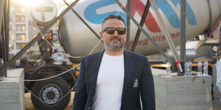 بحضور قيادات الشركة وعدد من الصحفيين SAM Developments تضع حجر الأساس لمشروع 90Gate وتبدأ خطوات التنفيذ الفعلية للمشروع 1 بحضور قيادات الشركة وعدد من الصحفيين SAM Developments تضع حجر الأساس لمشروع 90Gate وتبدأ خطوات التنفيذ الفعلية للمشروع