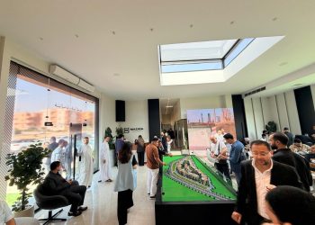 إقبال كبير من العملاء على تسكين الوحدات التجارية بمشروع Town Ten احدث مشروعات شركة مزايا بالعبور
