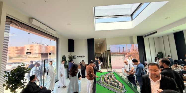 إقبال كبير من العملاء على تسكين الوحدات التجارية بمشروع Town Ten احدث مشروعات شركة مزايا بالعبور 1 إقبال كبير من العملاء على تسكين الوحدات التجارية بمشروع Town Ten احدث مشروعات شركة مزايا بالعبور